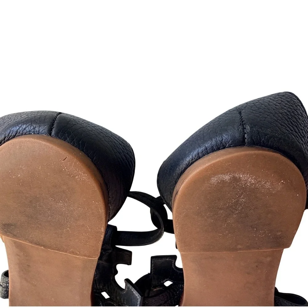Tory Burch Phoebe Logo Thong Sandals Black Pebbled Leather Size 10
